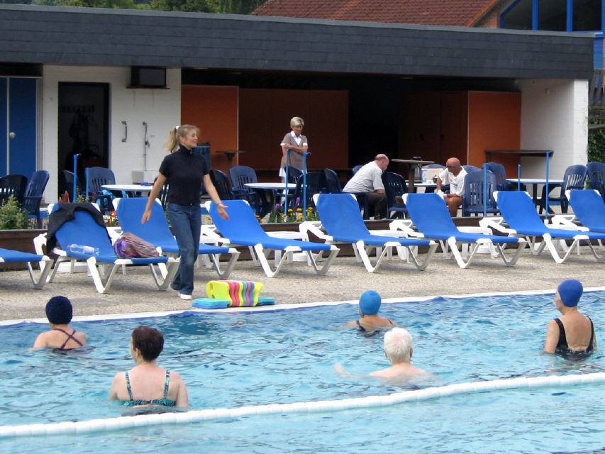 Die Wassertemperatur im Bendestorfer Freibad beträgt mindestens angenehme 23 Grad. Der Förderverein bezuschusst die Heizkosten.